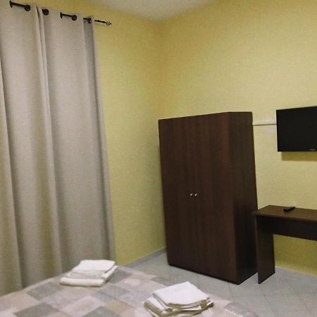 B&B Aurora Нола Екстериор снимка